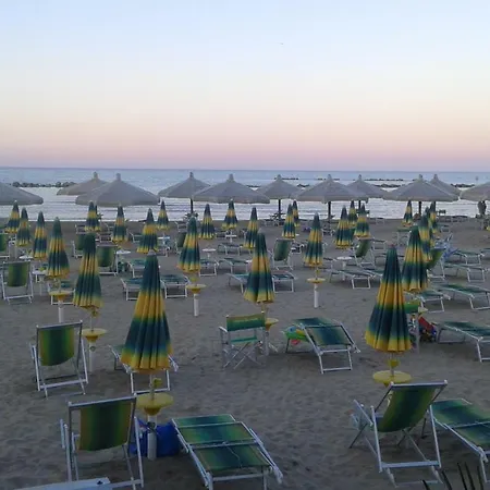 Le Petit Bijou 酒店 *